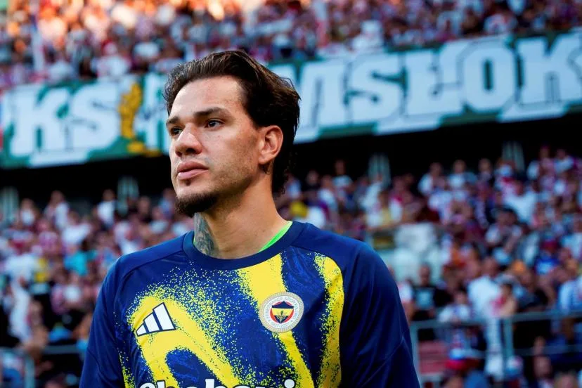 Face à l'OL, Ederson gardera le but de Fenerbahçe pour la première fois cette saison