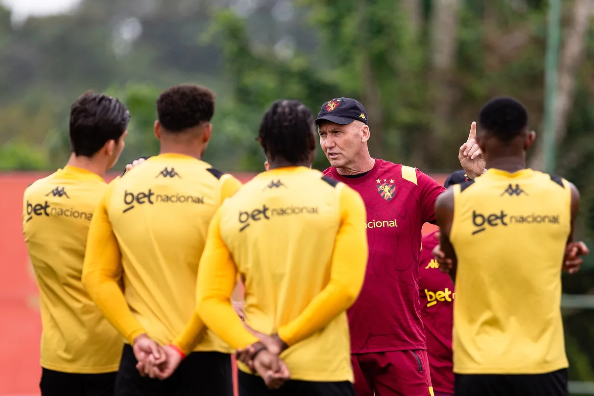 Sport encerra preparação para duelo com o Novorizontino; veja provável escalação de Dal Pozzo