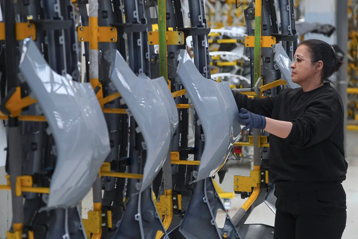 Renault invertirá 600 millones para producir cinco nuevos coches en Valladolid y Palencia