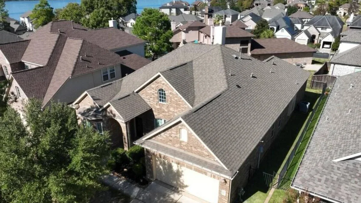Texas neighbours fought over 5-foot strip; court upholds easement