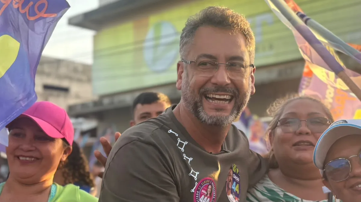 Clécio Luís participa de caminhada e plenária em Santana