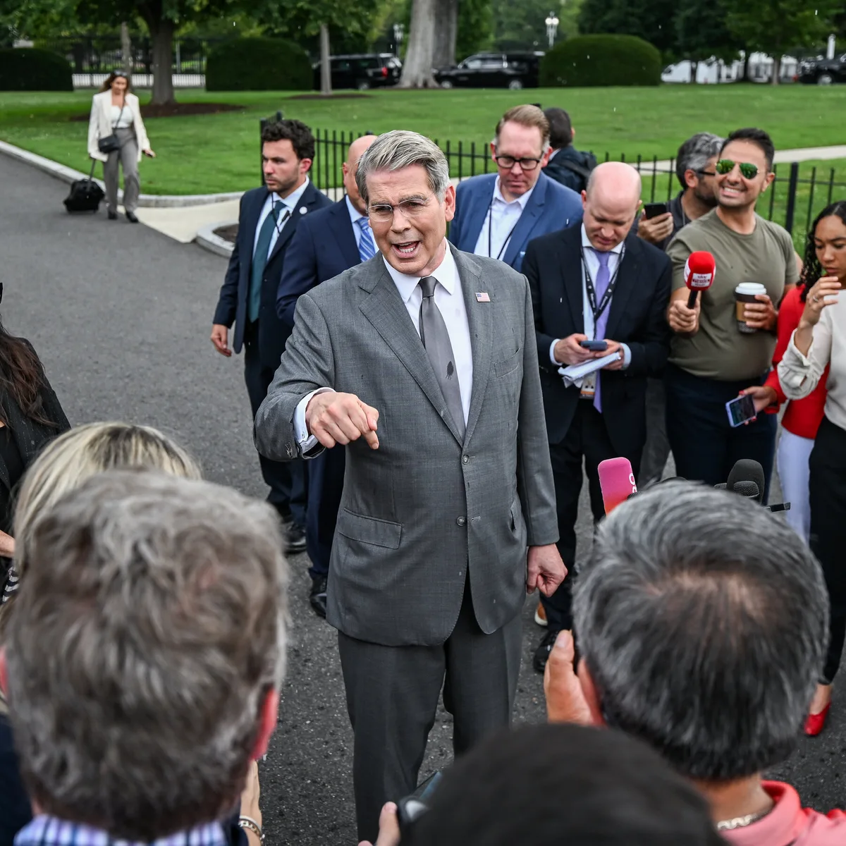 Can Bessent’s ‘Big Tool Kit’ Calm Bond Investors?