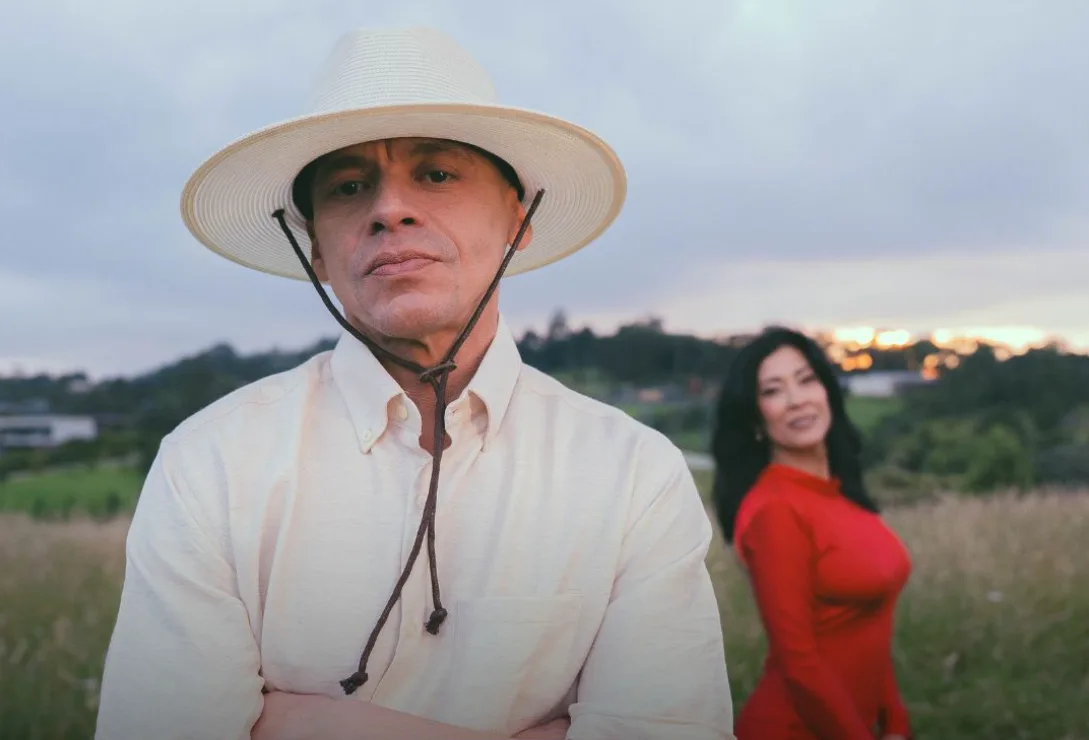 Piden oraciones por el rapero Vico C, quien se recupera de una delicada operación
