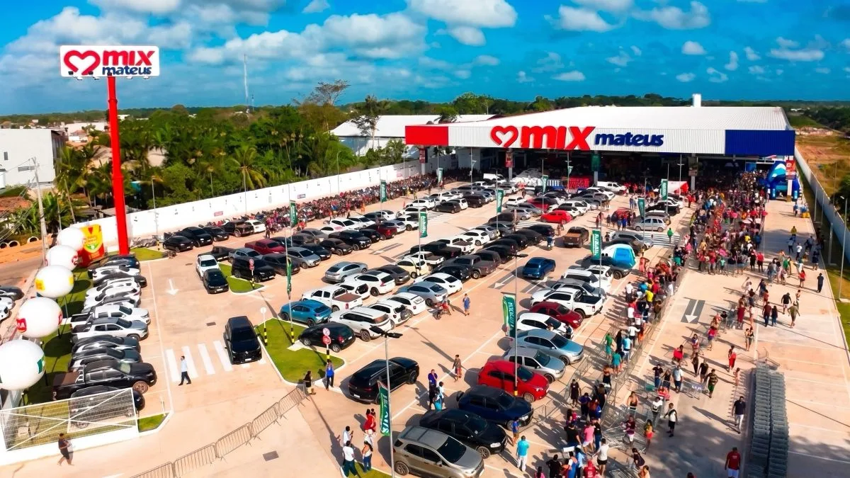 Após fechar 28 lojas e demitir 6,6 mil funcionários, gigante dos supermercados gera 236 empregos com nova unidade de 4 mil m² no interior do Brasil