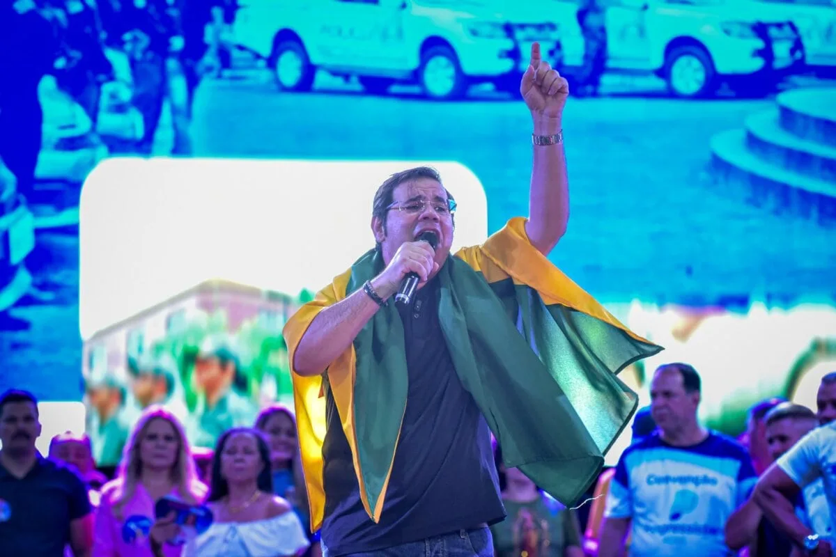 Fábio Rueda realiza caminhada na regional da Sobral nesta sexta-feira