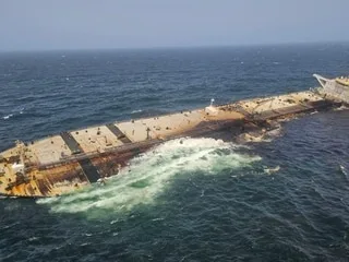 Au large d’Oman, une marée noire met en péril un sanctuaire marin