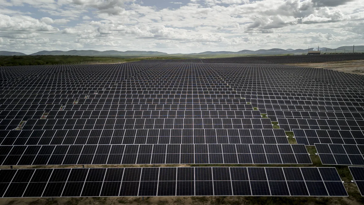 Corte automático de geração solar remota será testado até fim do ano, diz ONS