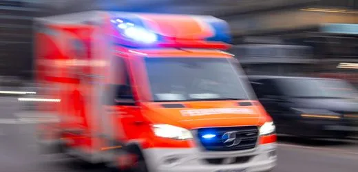 Warstein: Frau prallt beim Bungee-Jumping gegen Felswand und stirbt