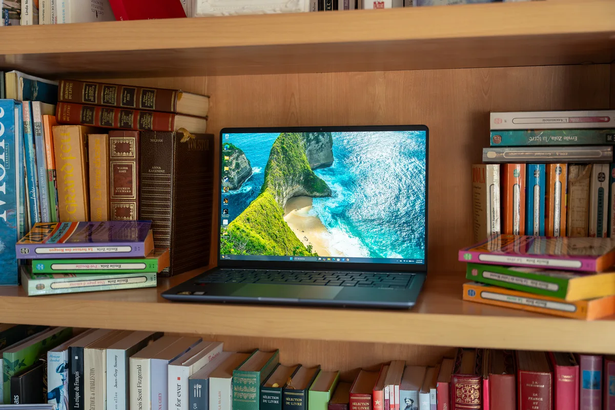 Test ASUS Zenbook 14 2026 : les bons compromis aux bons endroits ?