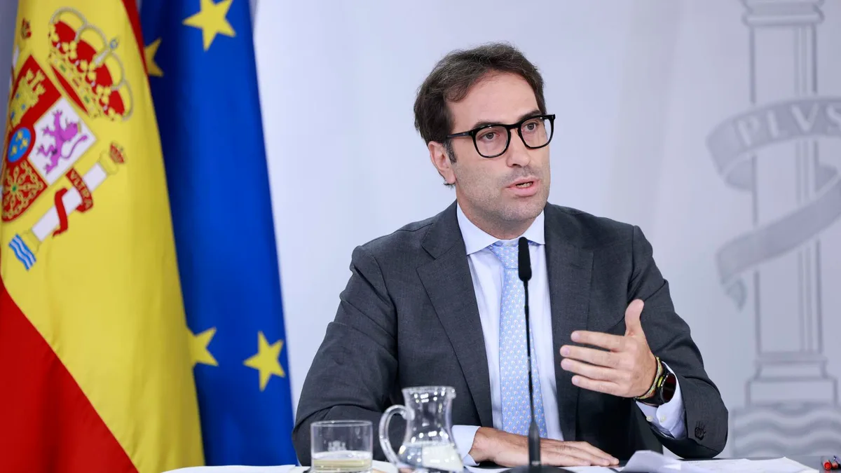 El Gobierno aprueba rebajas fiscales permanentes para Ceuta y Melilla en Sociedades y Seguridad Social