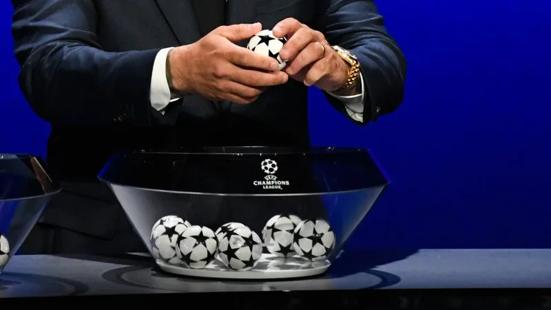 DIRECT. Ligue des champions: suivez le tirage au sort de la phase de ligue avec trois clubs français en live