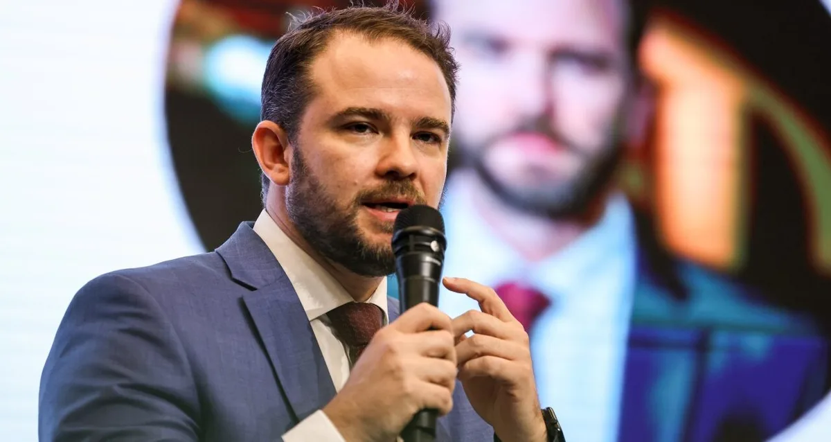 Durigan anuncia aval do Tesouro para empréstimos de R$13 bi a cinco Estados, incluindo SP