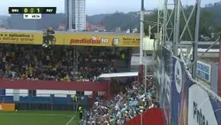 INCRÍVEL: bancada a abanar e cameraman em apuros adiam jogo no Brasil