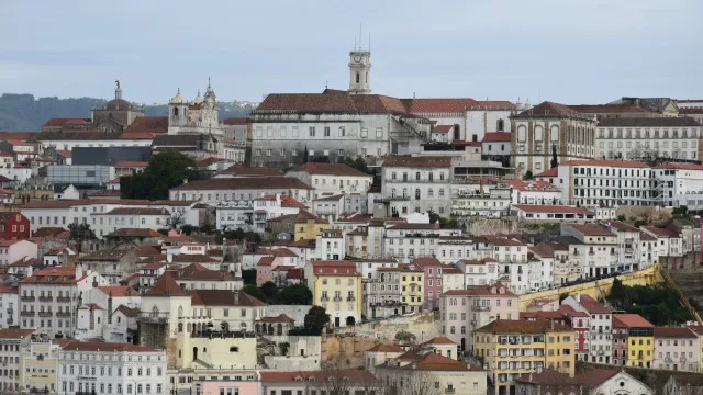 Coimbra regista 1.ª multa paga por depósito de lixo em espaço público