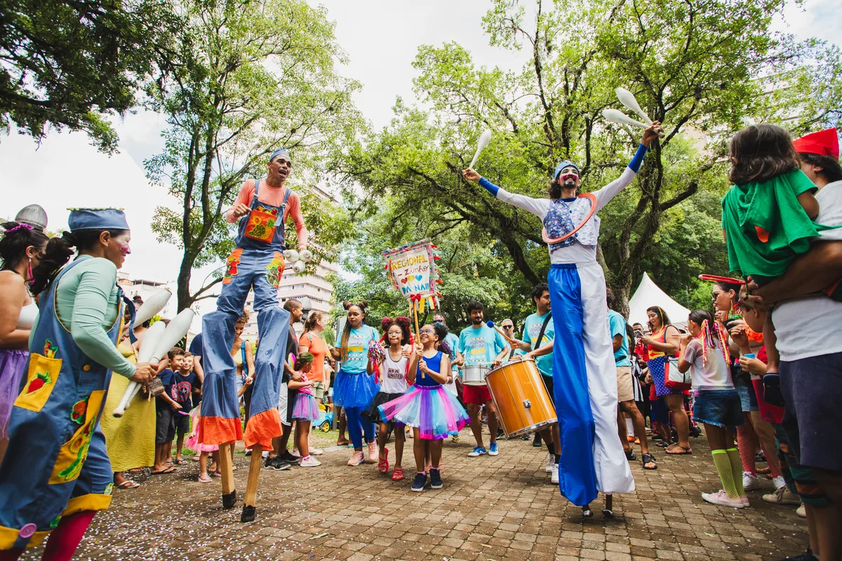 Parque da Prainha, em Vila Velha, vira espaço de brincadeiras e shows no Dia das Crianças