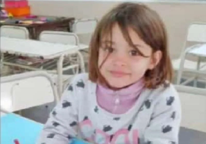 Empezó el juicio por la violación y muerte de Aralí Vivas: su madre, su padrastro y un amigo son los acusados
