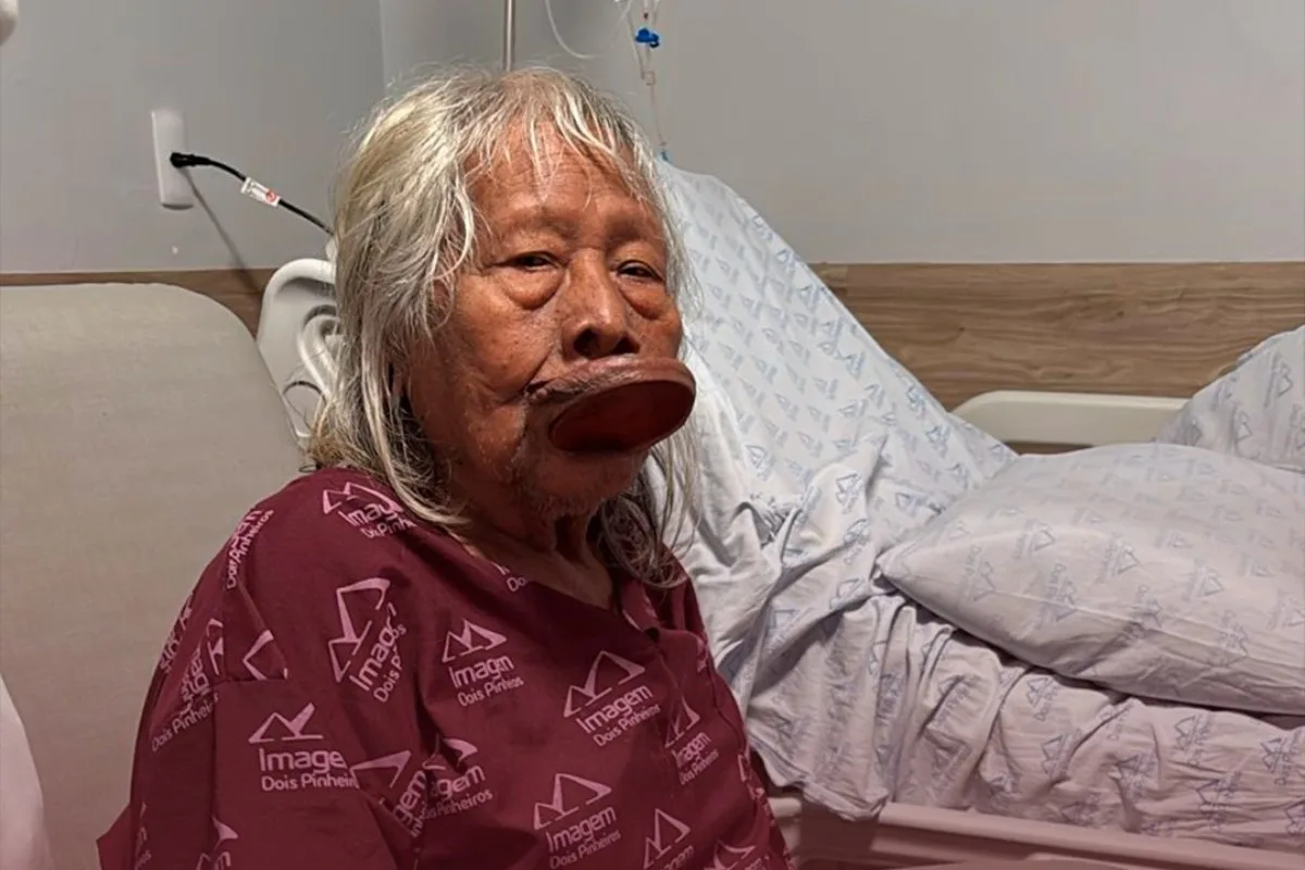 Cacique Raoni é diagnosticado com câncer aos 94 anos e recebe cuidados paliativos em MT