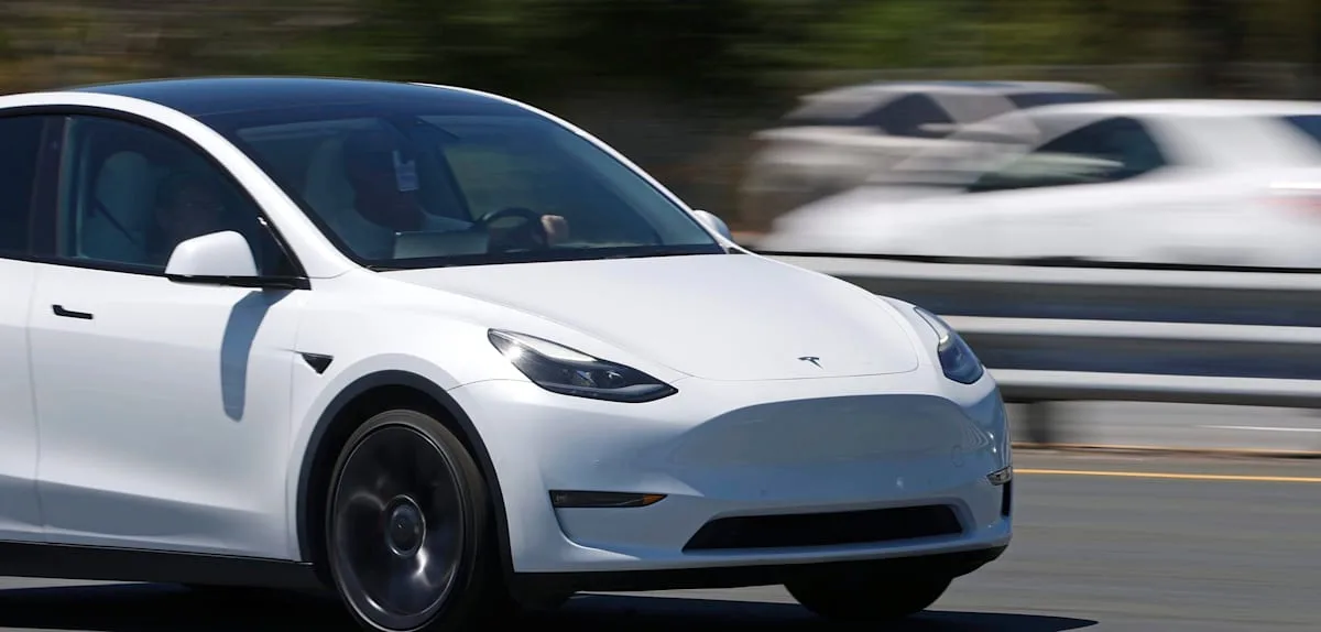 Eingesperrt beim Unfall – Teslas heikles Tür-Problem