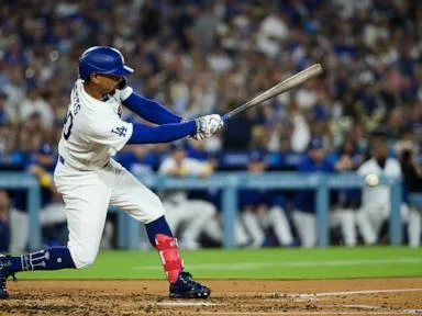 Mookie Betts' late home run rallies Dodgers past Nationals, 7-5