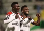 Viveros amplia artilharia, Athletico-PR goleia Chape e assume 3º lugar