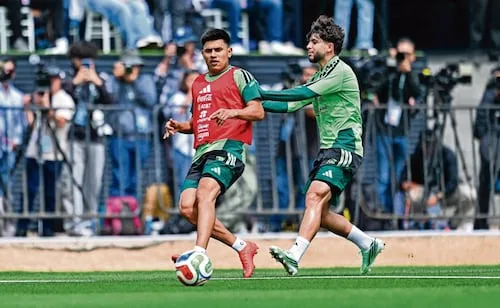 Los jugadores veteranos que tendrá la Selección Mexicana rumbo al 2030
