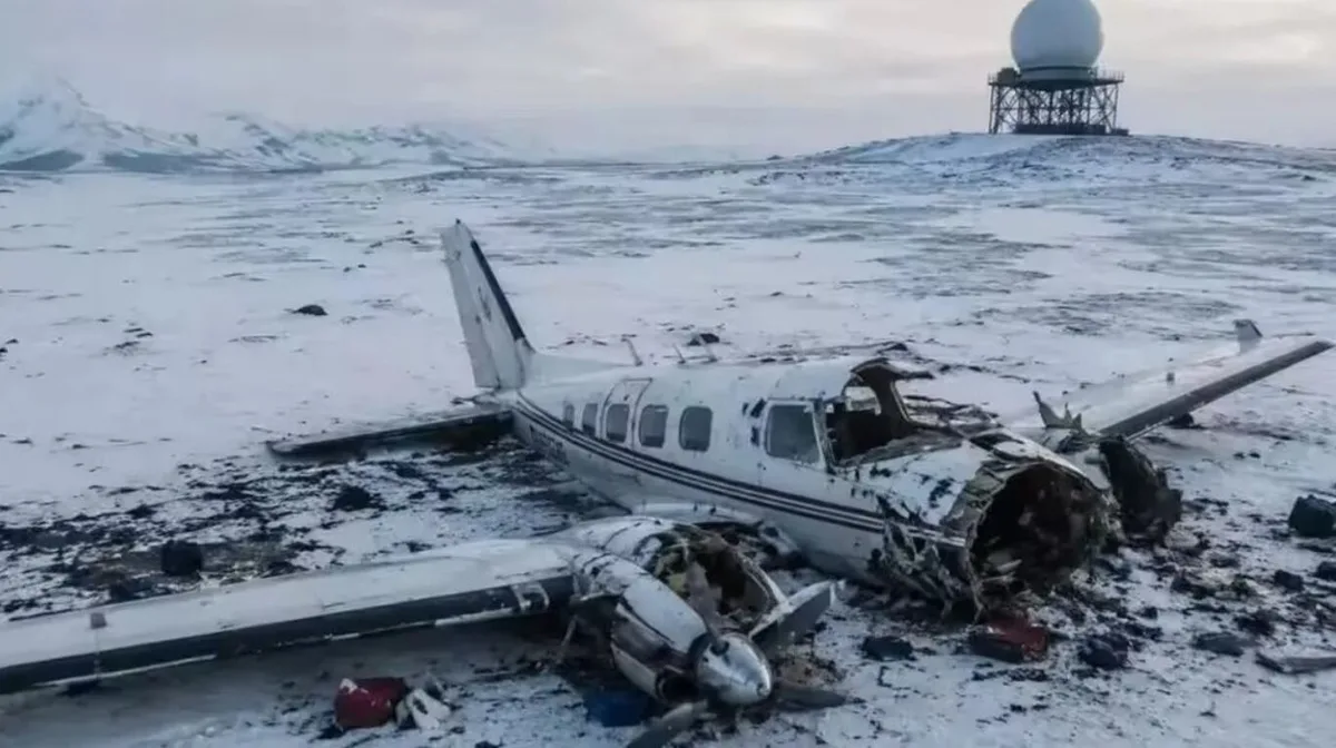 Un avión se estrelló al aterrizar en una base de Alaska y murieron las ocho personas que iban a bordo