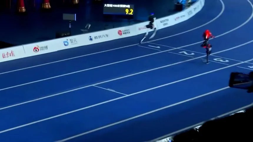 VIDEO: Robot humanoide chino superó récord mundial de Usain Bolt en los 100 metros planos
