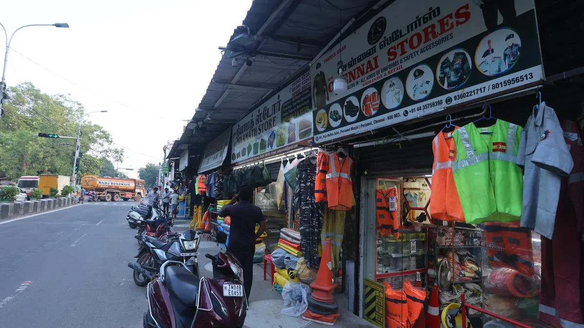 The Blue Collar Uniform Hub of Chennai aligns with the times and grows bigger