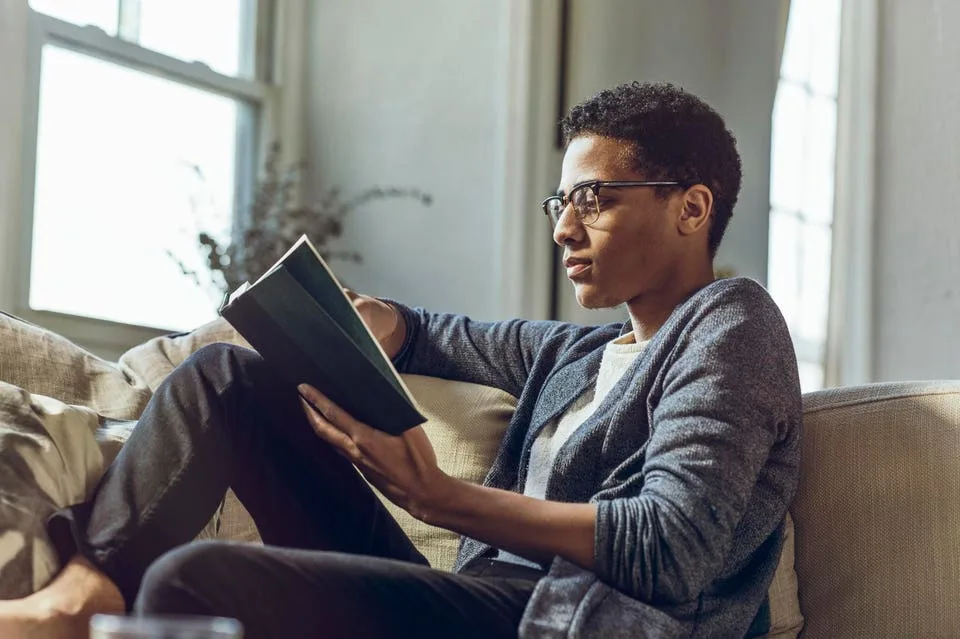 10 Books To Help You Make Good Decisions With Less Stress