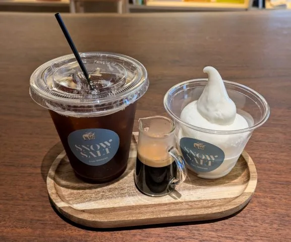 Snow Salt Soft Cream Cafe & Bar for grown-ups opens in Tokyo’s Ueno area with a bookish surprise
