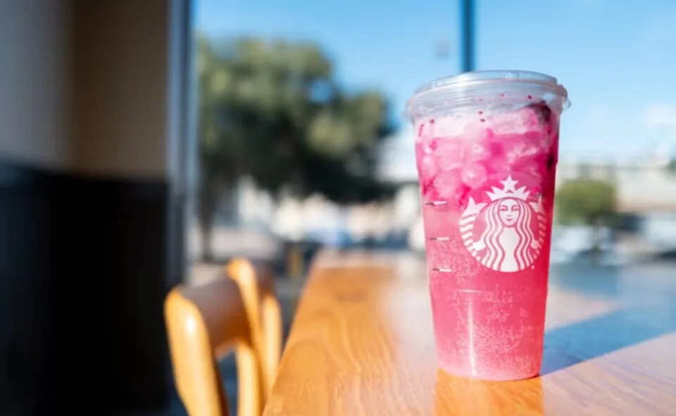 Starbucks amplia corte de empregos dentro de plano de reestruturação de R$ 10,22 bilhões