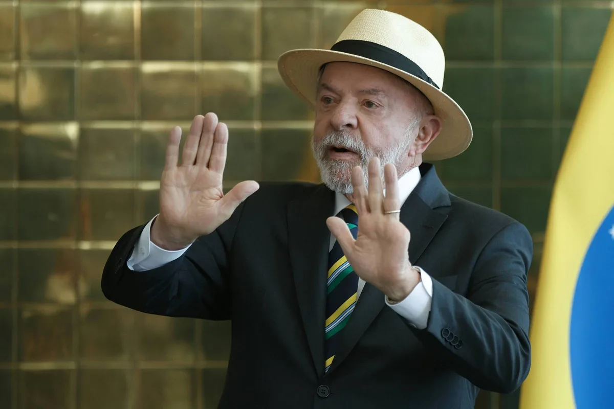 Record fará sabatina com Lula, Zema, Caiado e Flávio Bolsonaro em setembro
