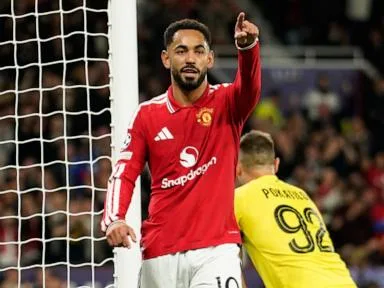 Man United goes on a scoring spree in its long-awaited return to the Champions League