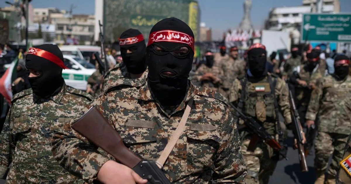 Iran warns new U.S. assault would see it expand "geography of the war"