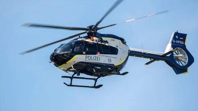 Vermisstenfall: Polizei sucht vermisste Bergsteigerin mit Hubschrauber