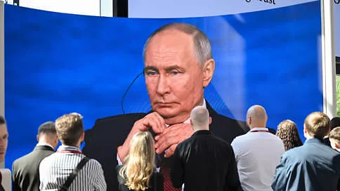 Путин выступит с видеообращением к россиянам по поводу выборов // Песков: Путин вечером 16 сентября выступит с видеообращением о выборах в Госдуму