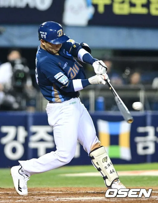 [사진]NC 김휘집, '4안타 맹타'