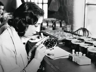 Elles ont passé leur vie à manipuler du poison, voici l’histoire tragique des « Radium Girls »