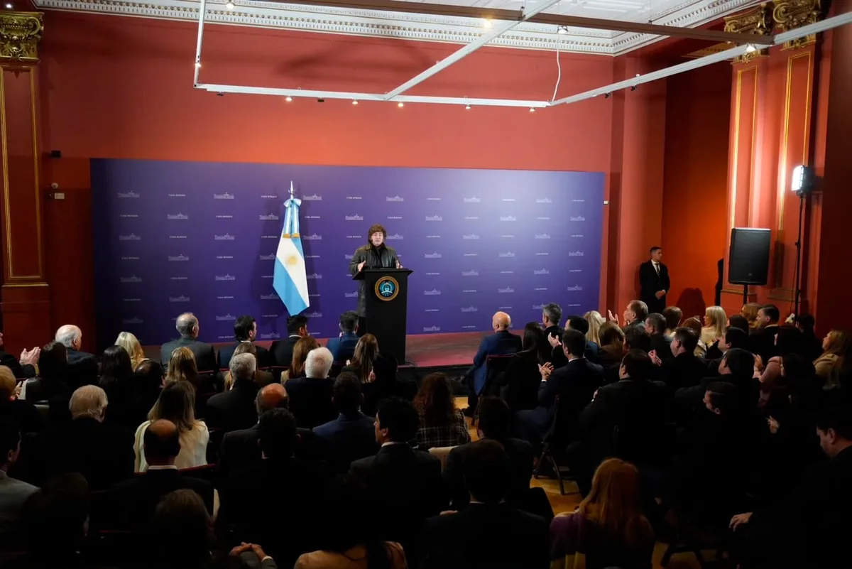 El Gobierno responde a la ofensiva por la morosidad: los números del debate que llega al Congreso