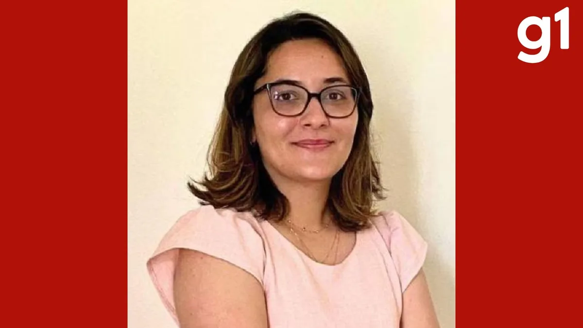 Advogada é sepultada 11 meses após a morte em Cuiabá; mãe contesta investigação do caso