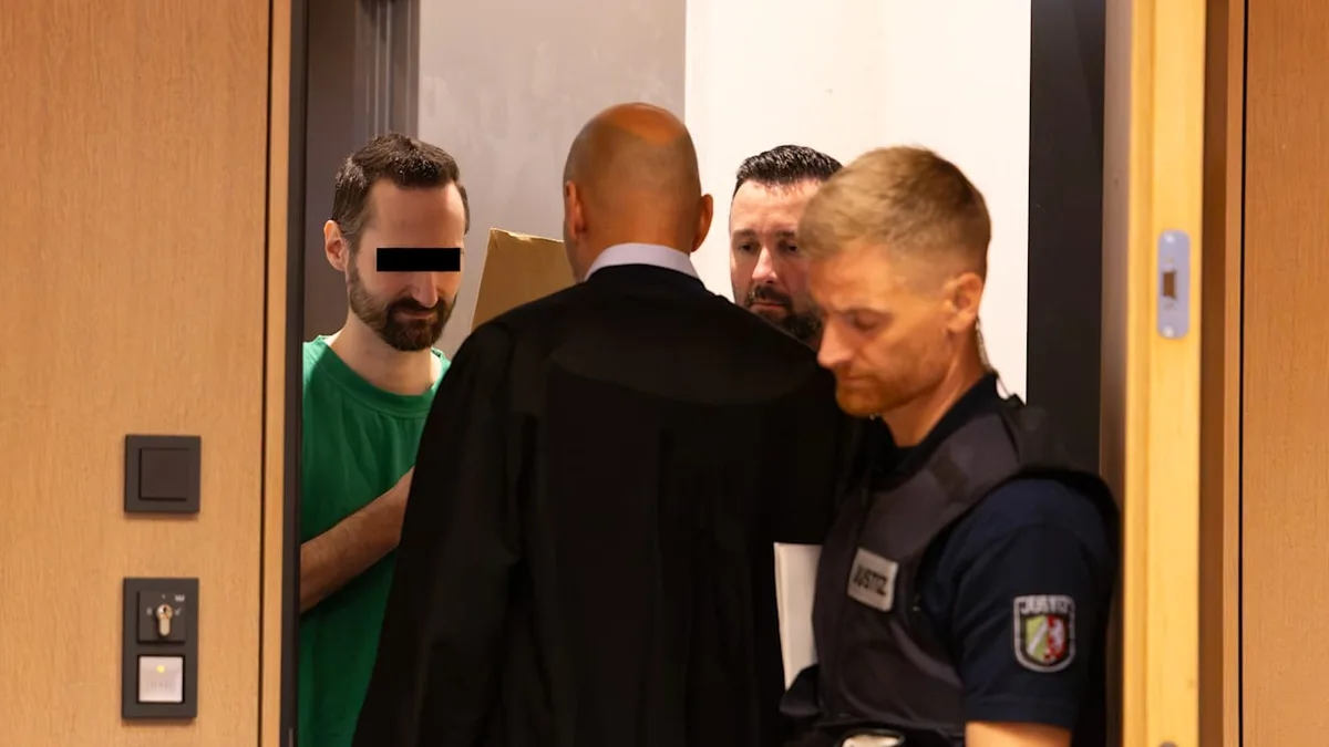 Vater sticht Familie nieder und tötet Sohn - „Die Augen, die mich anguckten, hassten mich“
