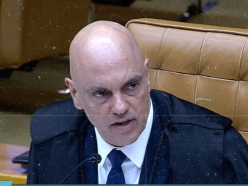 Moraes diz que não há pedido para investigá-lo: "vai votar o quê?"