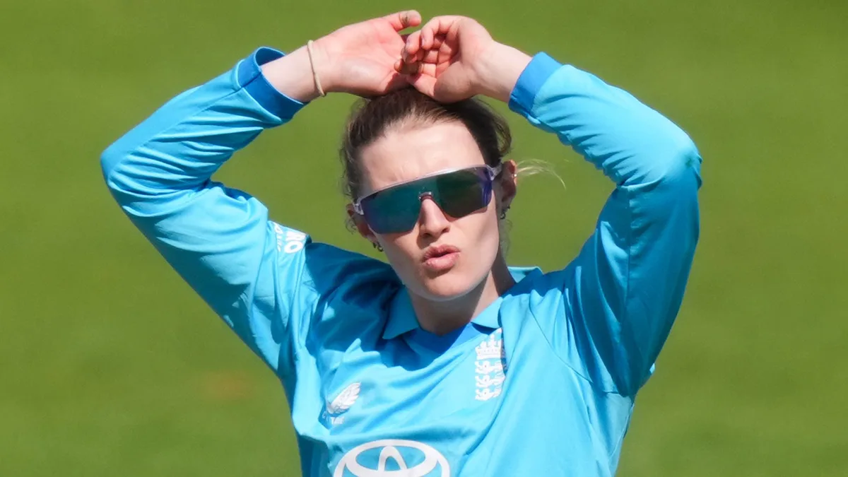 Ireland go one down early as England look to clinch ODI series LIVE!