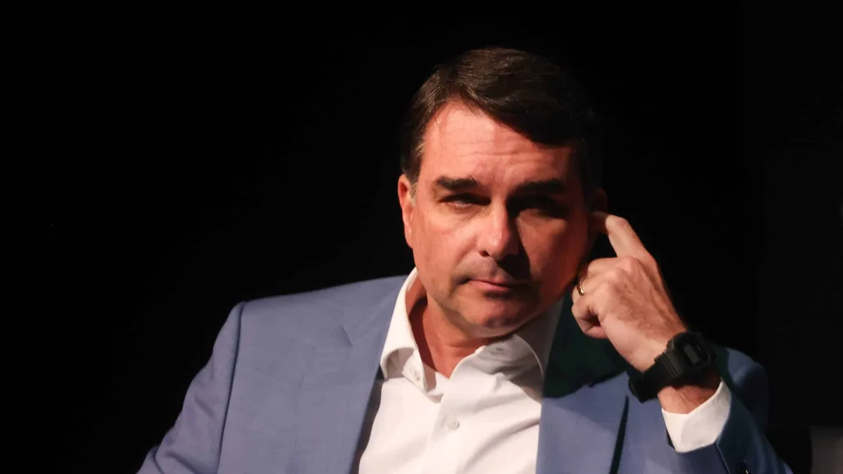 Quaest: Rejeição segue como fator impeditivo para Flávio Bolsonaro