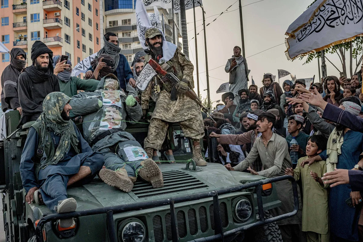 Al Qaeda segue convivendo com o Talibã no Afeganistão 25 anos após o 11/9
