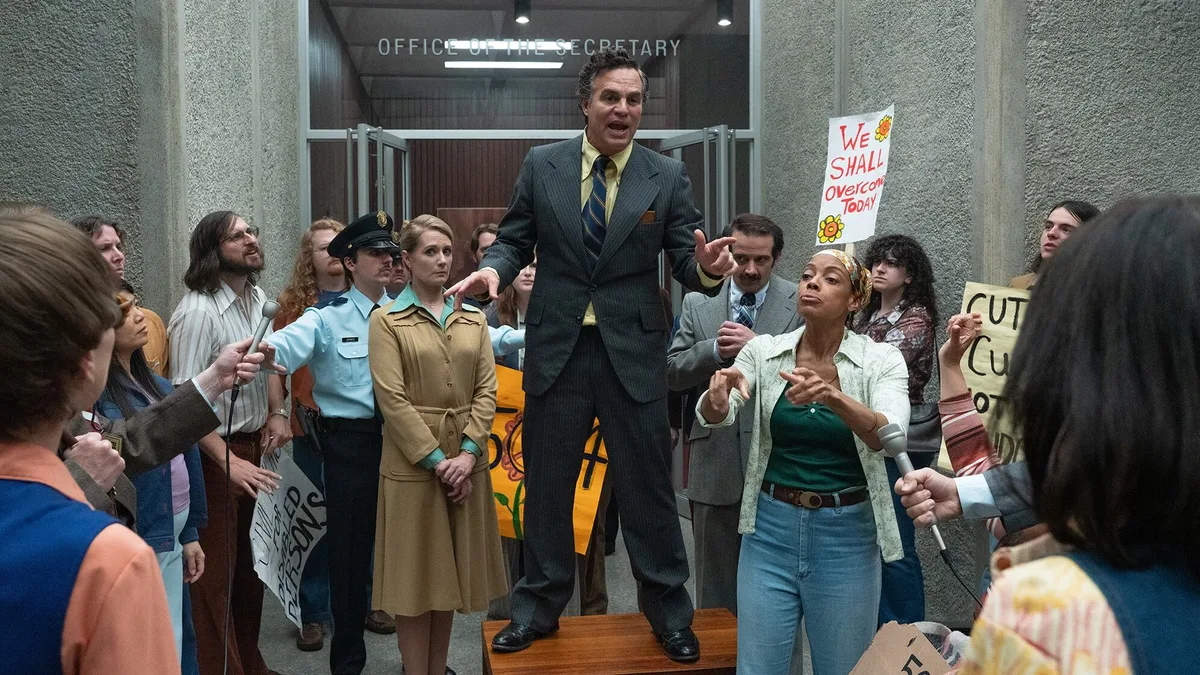 Oscar-Winning Director’s Latest Is a Cliché-Filled Mess