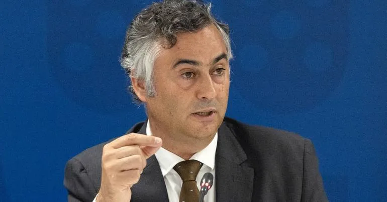 IA nas escolas em consulta pública