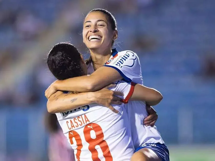 Bahia abre vantagem sobre São Paulo pela semifinal da Copa do Brasil