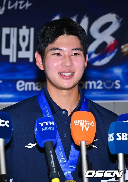양키스 40억 거절한 한국의 오타니, 일본-대만 잡고 투수 재미 느꼈나…충격 선언 “솔직히 투수만 해도 괜찮아”