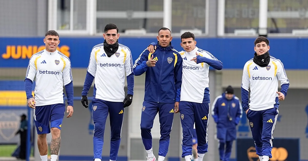 En defensa y ataque, las dos dudas de Arruabarrena en Boca para visitar a Racing